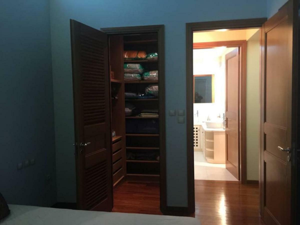 Azure Retreat Apartment Лутраки Екстериор снимка